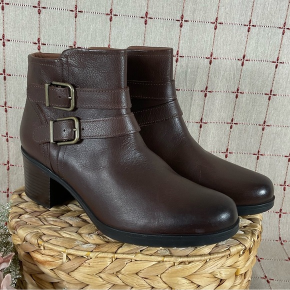 Clarks Collection Ultimate Comfort “Hollis Pearl” Mahogany Leather Ankle Boot 10 - Picture 2 of 7
